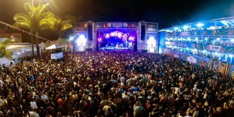 Este ano o festival conta com atrações como Adriana Calcanhoto, Gal Costa, Sepultura, Titãs, Anavitória e Nando Reis.