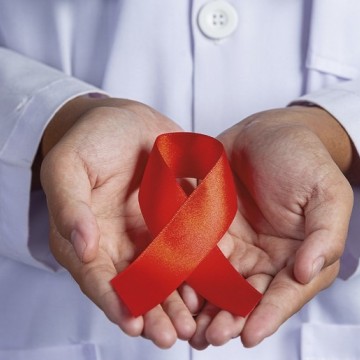 Dezembro Vermelho: Campanha atua na conscientização, combate e prevenção ao HIV/Aids
