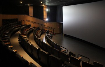 Campanha ' Juntos Pelo Cinema' cria ações para linkar público a salas de exibição 