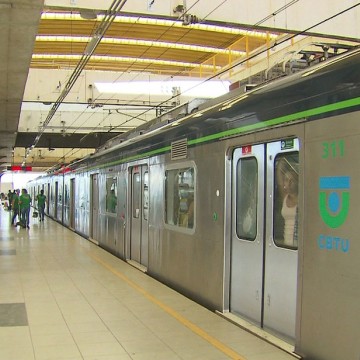 Linha Sul do metrô do Recife volta a funcionar