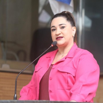  Vereadora Aline Mariano prioriza projetos ligados à saúde mental em seu mandato
