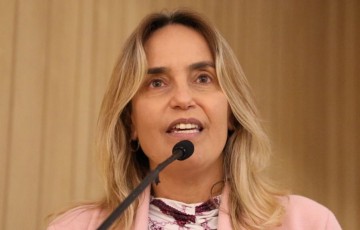 Alessandra Vieira quer reforço no combate ao feminicídio 