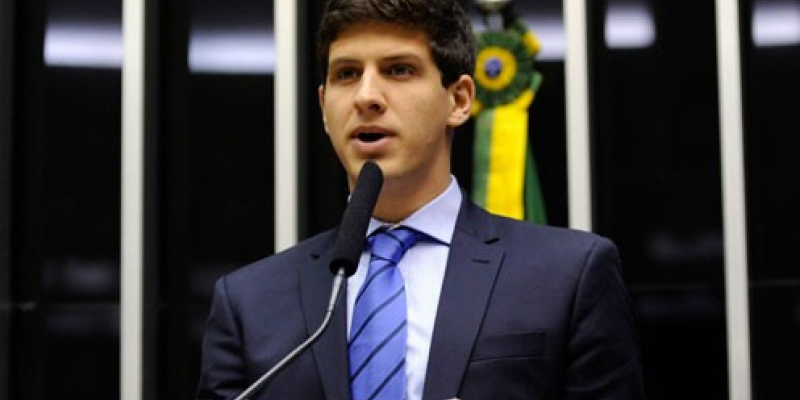 Para o deputado federal João Campos (PSB) é necessário o debate sobre o equilíbrio fiscal, como também o aprimoramento de pontos da reforma 