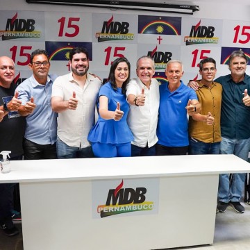 Jarbas Filho prestigia convenção estadual do MDB Pernambuco