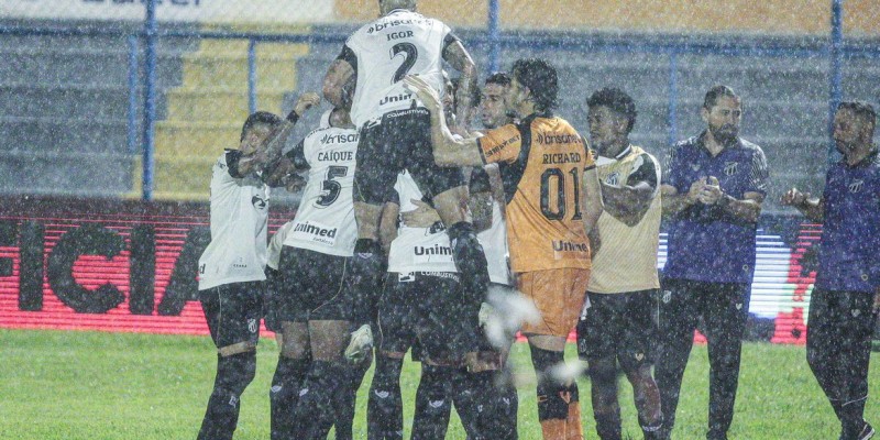Sport goleia Bahia por 6 a 0 na Ilha do Retiro