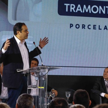 Governador prestigia inauguração da fábrica de porcelana da Tramontina em Moreno