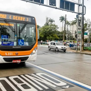 Ônibus do Grande Recife terão que voltar a circular com ar-condicionados