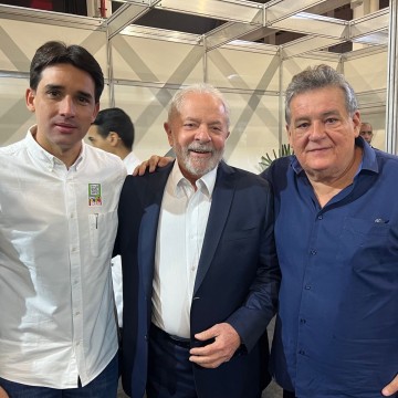 Silvio Costa Filho participa de lançamento da pré-candidatura da chapa Lula/Alckmin para presidência
