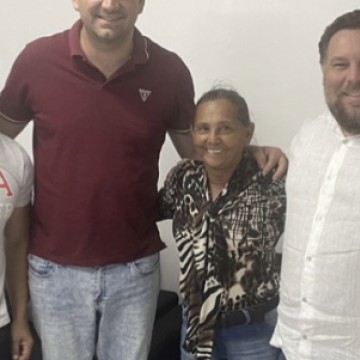 Em Carpina, Grupo Gouveia  recebe apoio da ex-vereadora Zezé Saúde