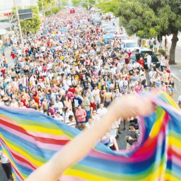 Calendário LGBT é lançado com a proposta de pedir mais respeito