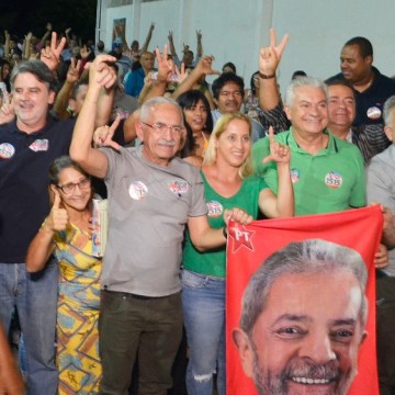 Yves Ribeiro se encontra com candidatos para discutir campanha eleitoral 