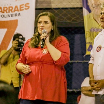 “Sempre tivemos lado, já a nossa adversária, esconde que vota em Bolsonaro