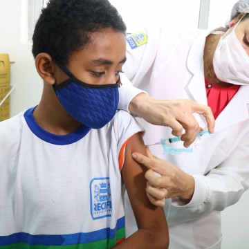 Recife estende horário de unidades de saúde para Campanha de Multivacinação