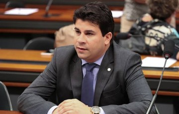 PT indica Carlos Veras para o Senado da Frente Popular 