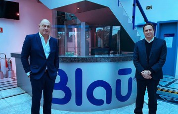 Paulo Câmara visita sede da Blau Farmacêutica em São Paulo