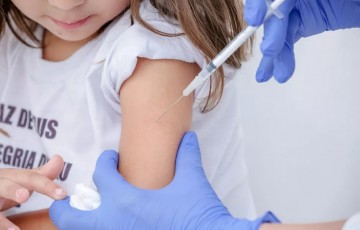 Quase 38% das crianças estão totalmente vacinadas contra a Covid-19 no Brasil 