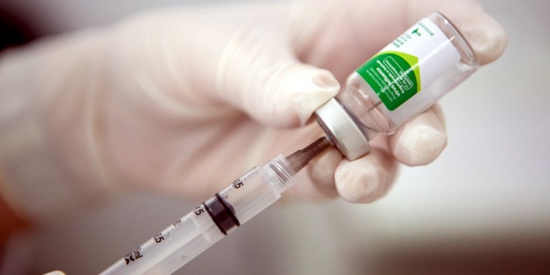 Estão disponíveis em 150 salas de vacina 32 mil doses do imunizante enviadas pelo Ministério da Saúde