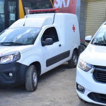 Emenda de Álvaro Porto disponibiliza ambulância, automóvel e recursos para saúde em Lajedo