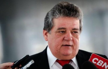 Silvio Costa: “O problema de Bolsonaro é medo do 13”