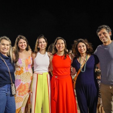 Governadora acompanha cortejo artístico e cultural no último dia do REC’n'Play